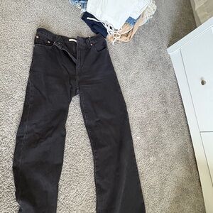 Levi's High Rise Women's Black Jeans